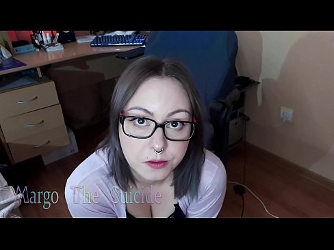❤️ Секси девојка са наочарима дубоко сише дилдо на камери ☑ Само порно на sr.robosexshop.ru ❌❤